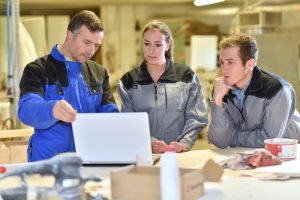 Implementação de ERP: o que é necessário para fábrica de móveis